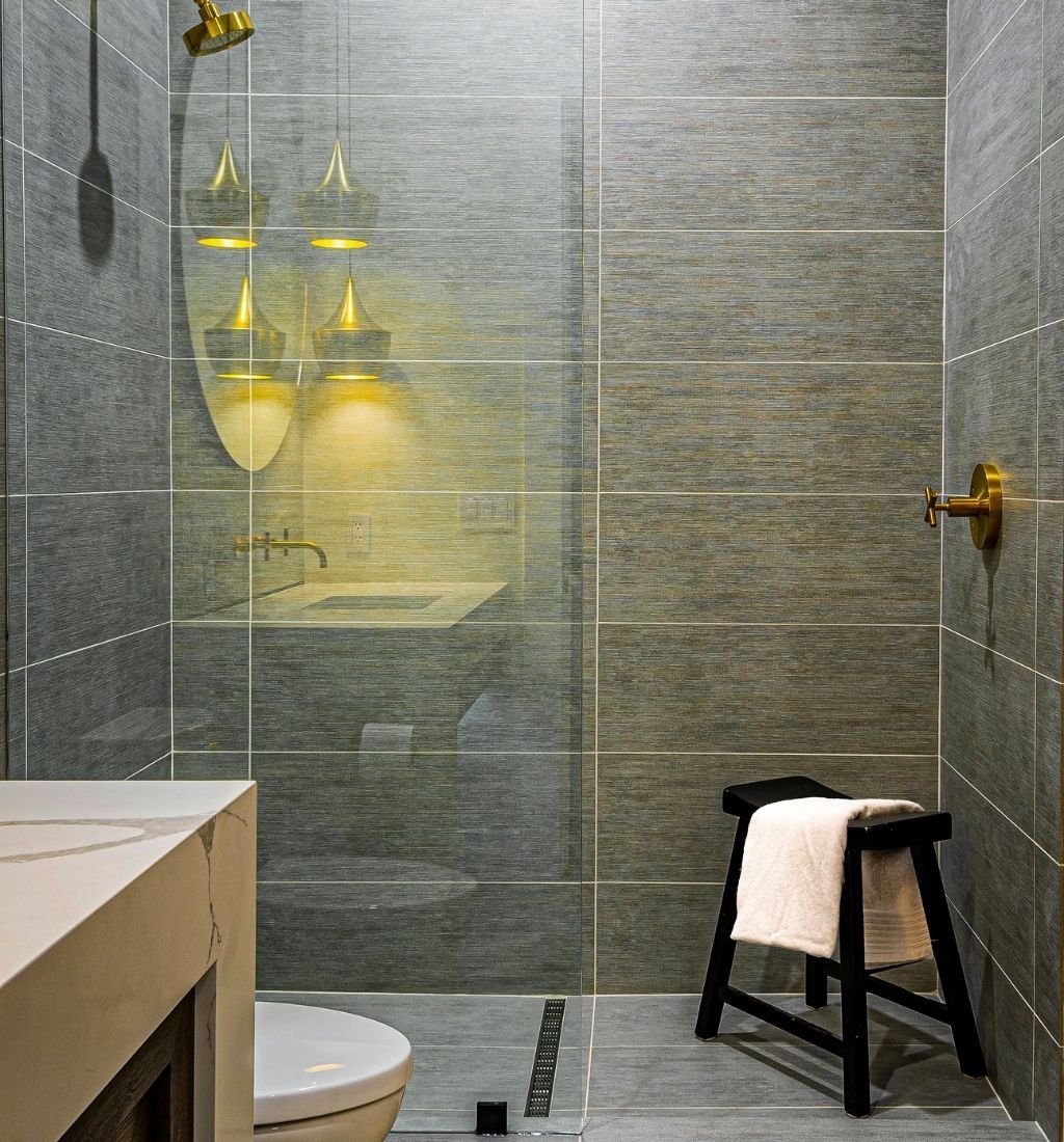 bathroom fitters SW18 4LB